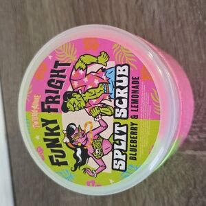 NWT Limited Edition Twisted Allure Funky Fright Split Scrub